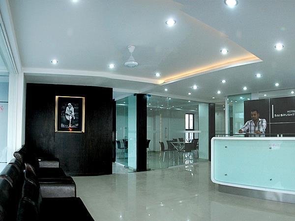 Sai Srushti Hotell Shirdi Exteriör bild